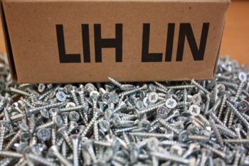 Винтове за дърво LIH-LIN с дебелина 2.5 мм КУТИЯ