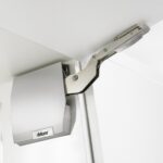 Blum AVENTOS HK-S механизъм за малки вдигащи врати