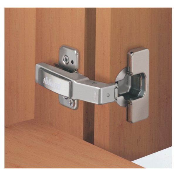 Панта BLUM Clip Top +95˚ Ø35 врата в една равнина Панта BLUM Clip Top +95˚ Ø35 врата в една равнина