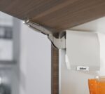 Blum AVENTOS HK-S БЯЛ механизъм за малки вдигащи врати